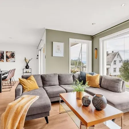 Moderne Sentralt Hjem Apartment