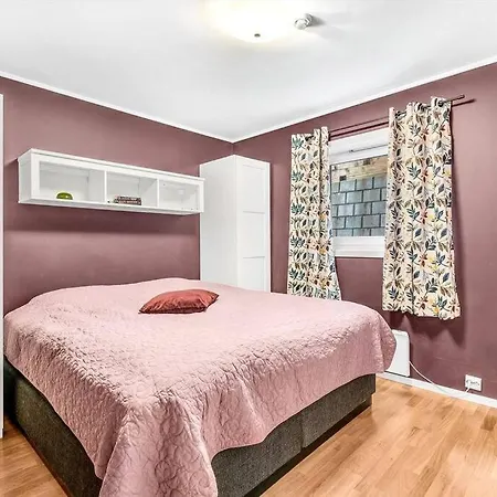 Moderne Sentralt Hjem Апартаменты *